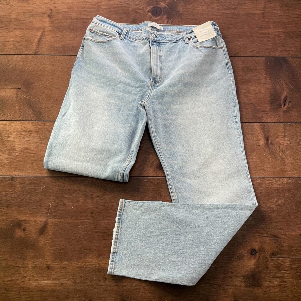 NEW Abercrombie & Fitch The 90s Straight Ultra High Rise Plus 38x32 Jeans 35 20L
